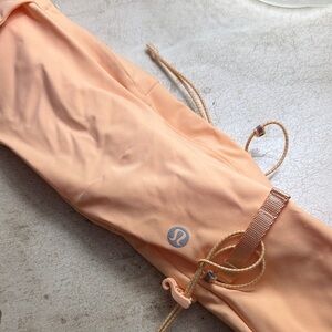 Lululemon Peach Leggings